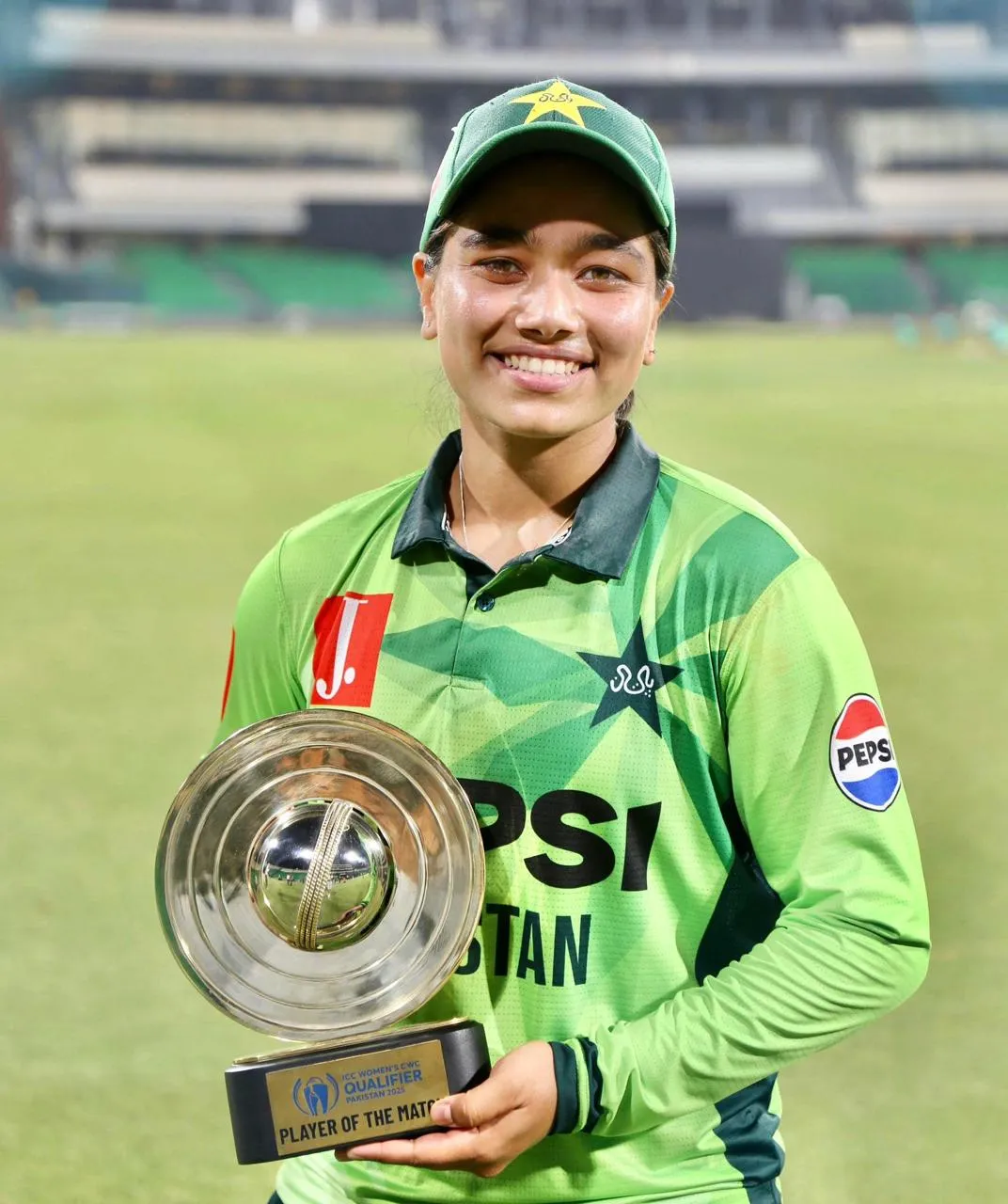 فاطمہ ثنا ( کپتان ) PCB